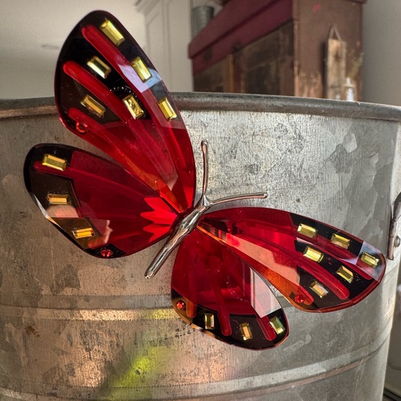 SWAROVSKI PARADISE BUTTERFLY CRYSTAL FIGURINES ADENA LIGHT SIAM - Picture 2 of 9